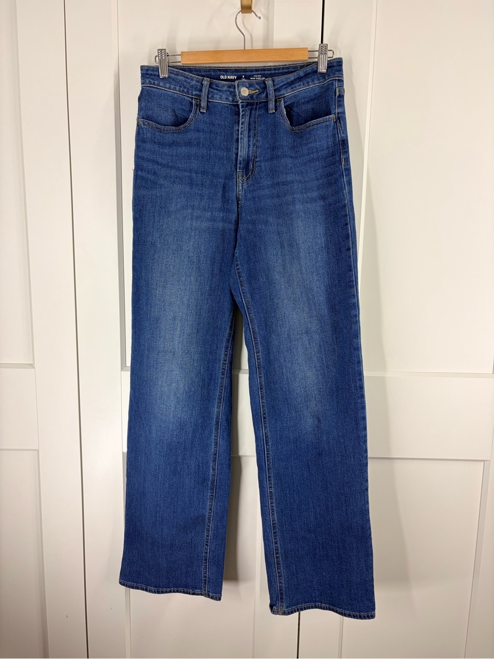 Old Navy Wow Wide Leg High Rise Straight Leg Jeans in Deep Blue Wash | 6 Tall